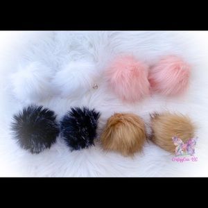 3.5” Pouf Piggies
